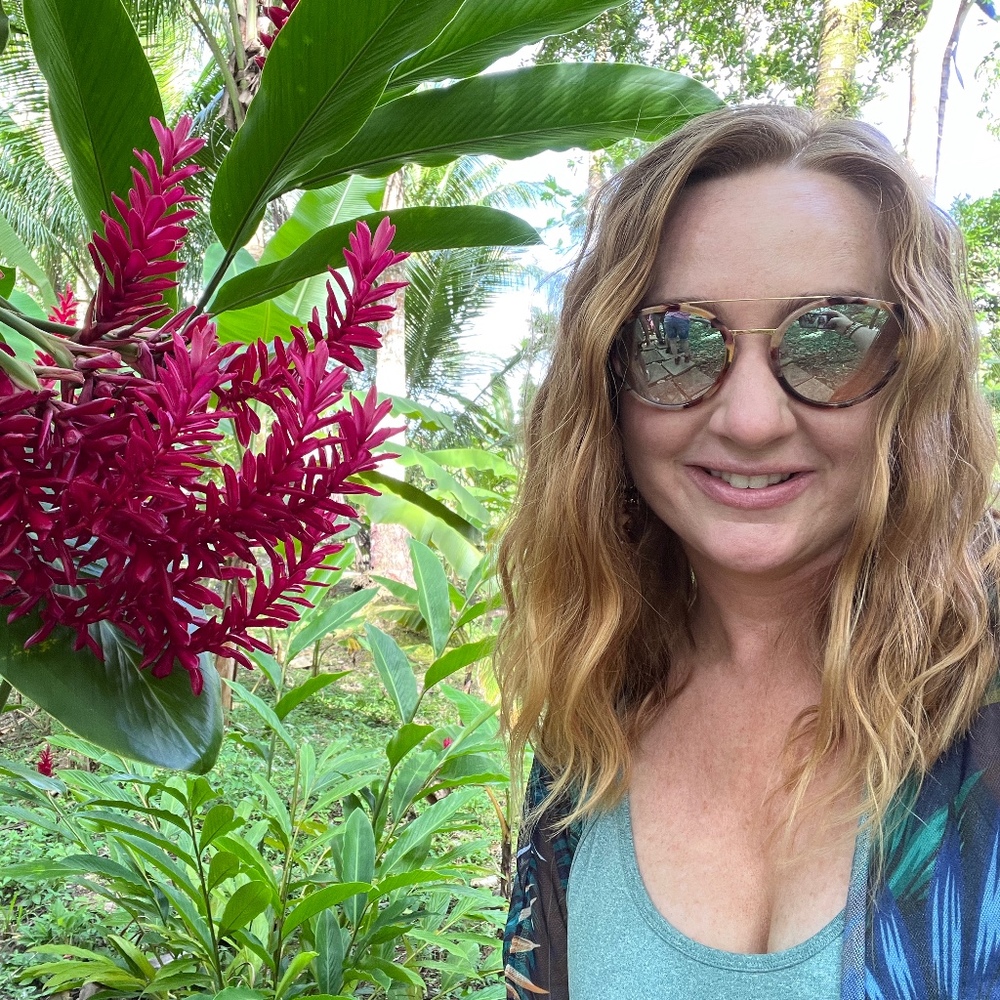 Meet your Posher, Laura